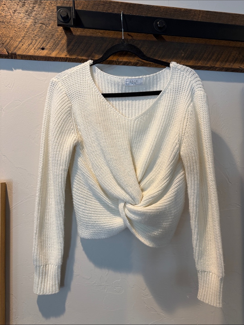 NWOT Cream Twisted Front V-Neck Sweater